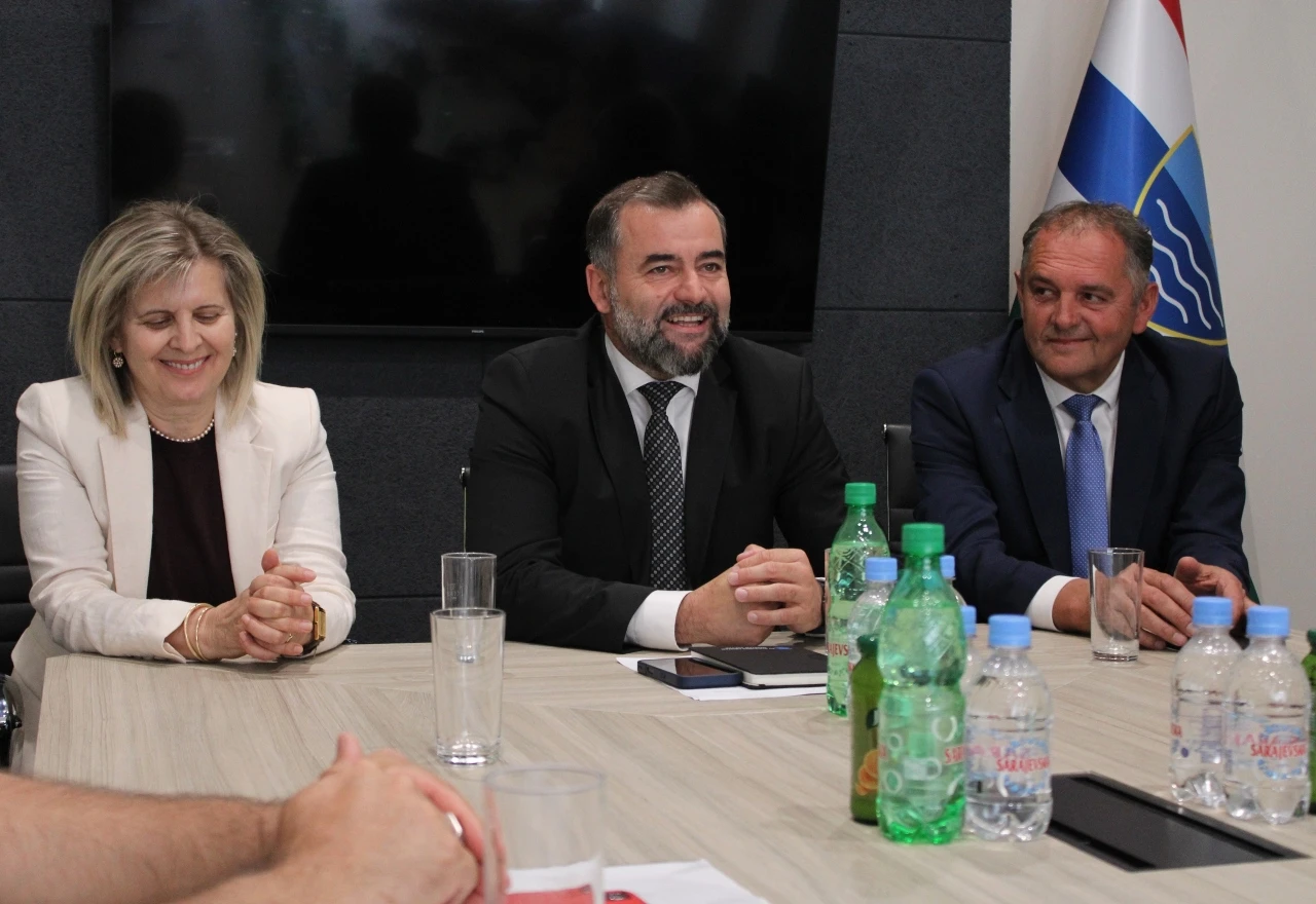 Saradžić, Alić i Martinović se družili s novinarima