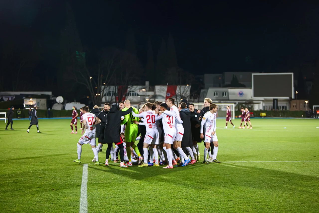 Bijeli kut | Sezona Plemića staje u 180 minuta
