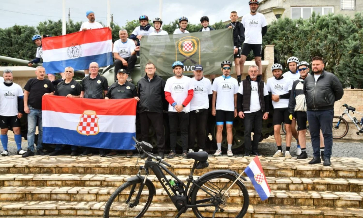 VIDEO | Biciklijada 'Putem spasa' za mostarske branitelje