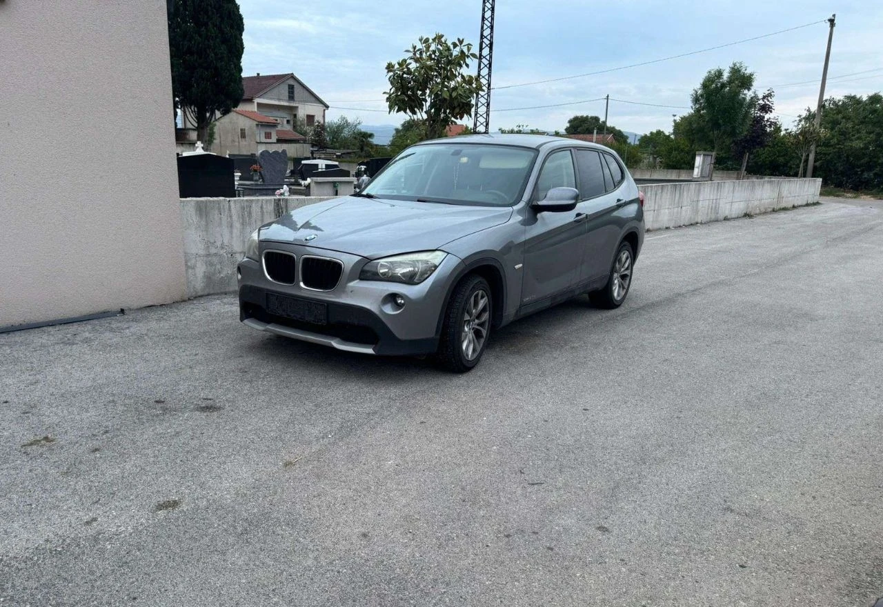 Policija u Jasenici pronašla napušteni automobil