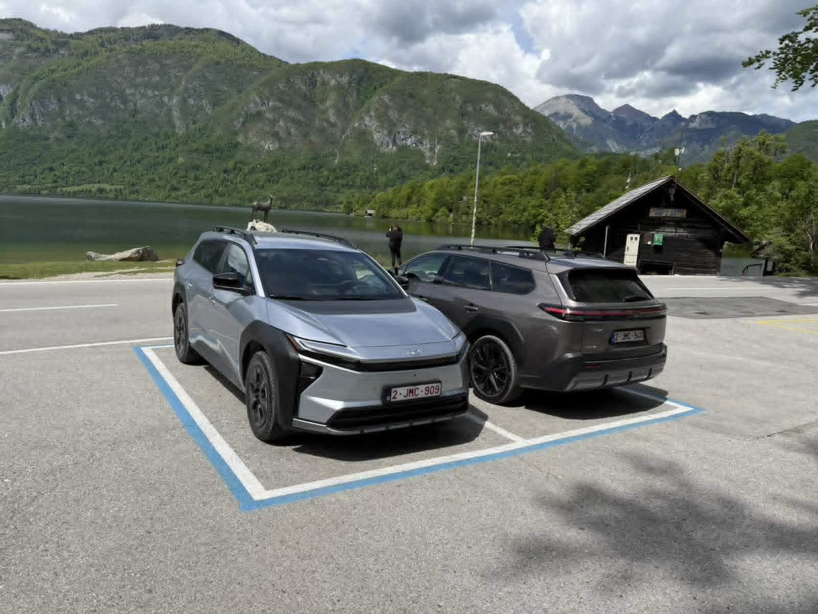 Toyota na Bledu predstavila novi bZ4X Touring: Električni SUV za obiteljske avanture
