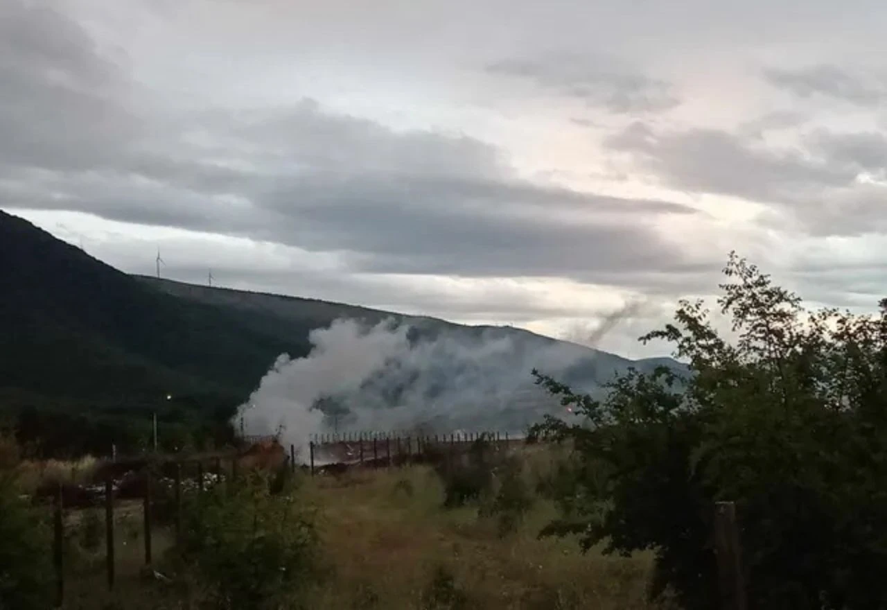 VIDEO | Uborak ponovno gori