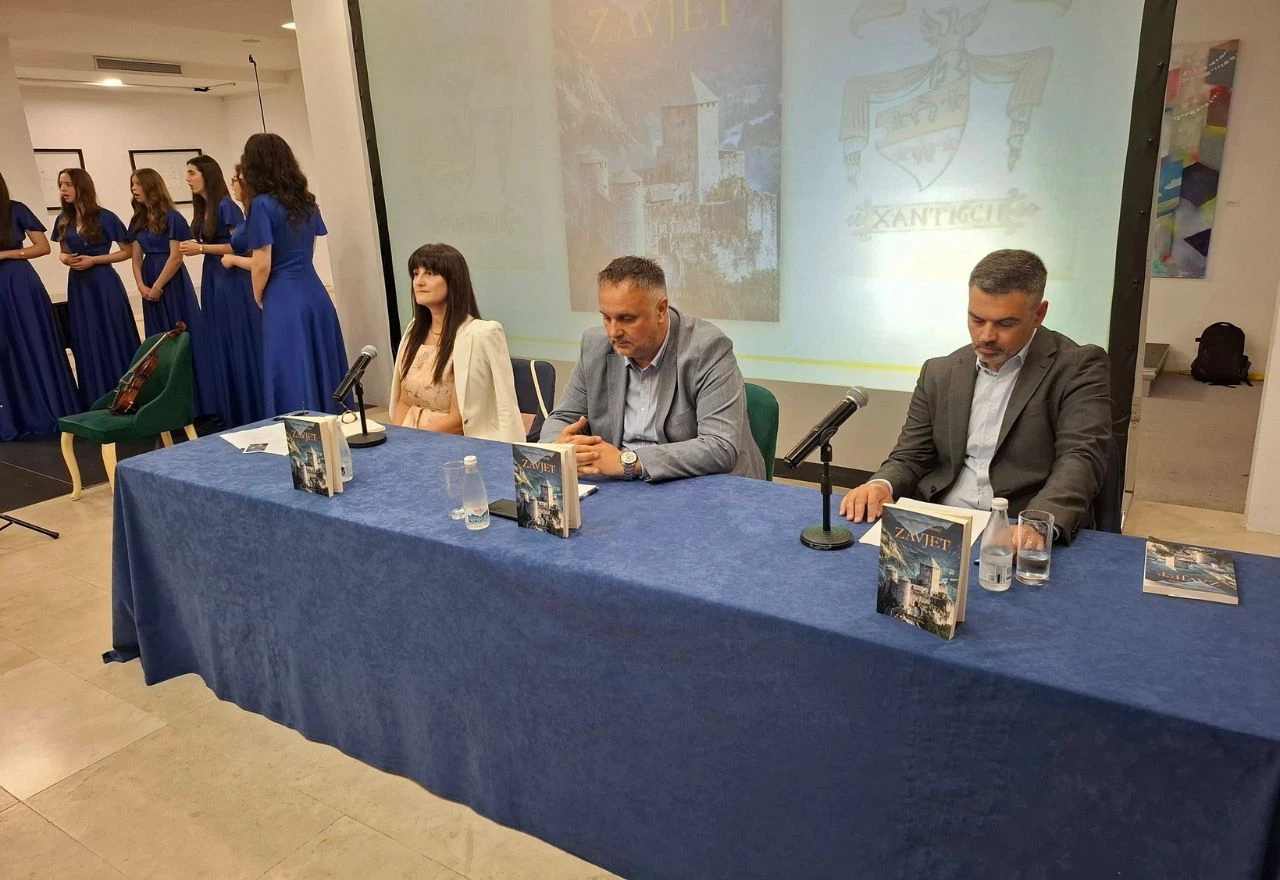U Mostaru promoviran povijesni roman ''Zavjet'' koji prati stoljetni put obitelji Šantić