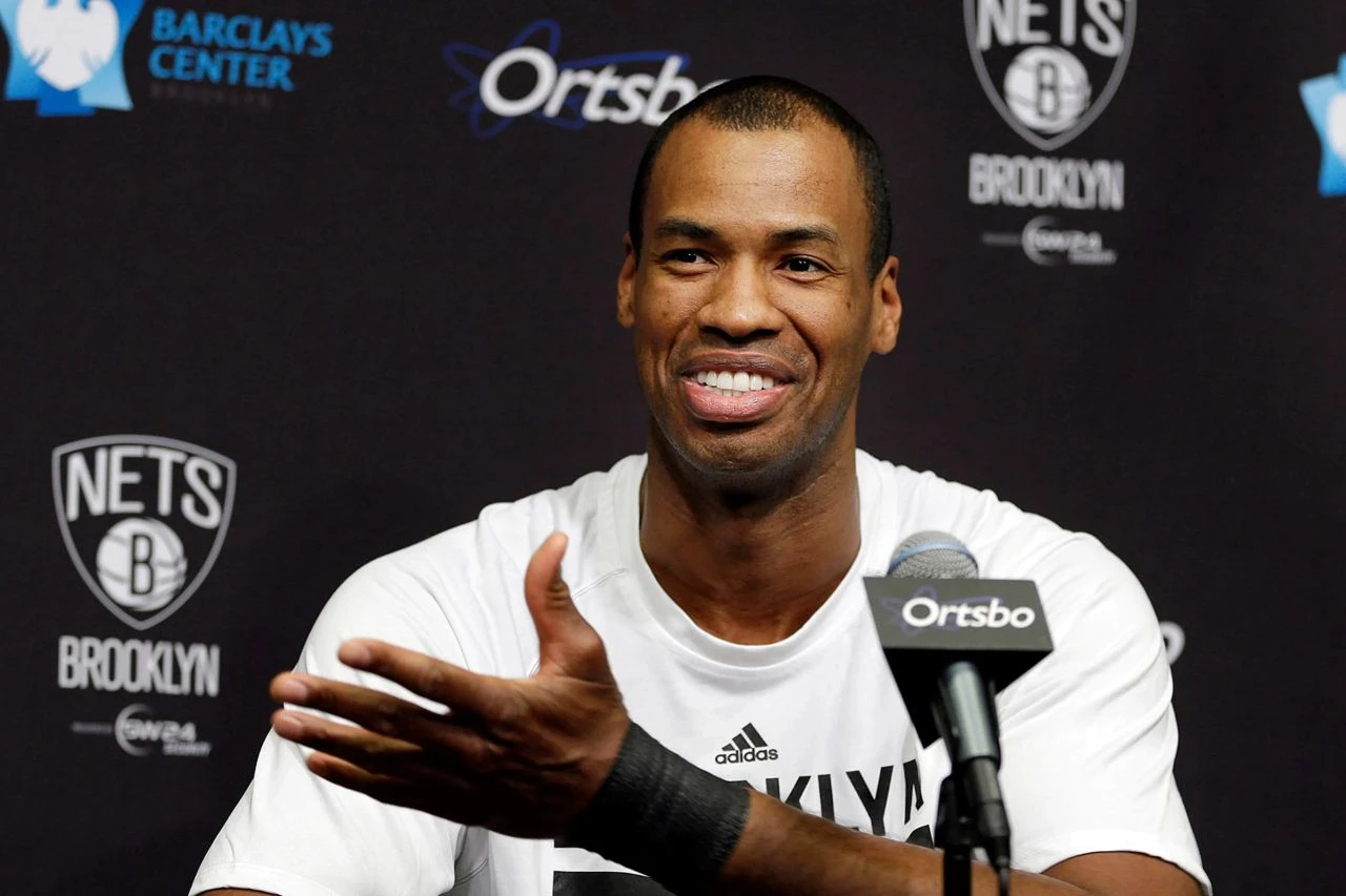 Preminuo Jason Collins, prvi javno deklarirani gay košarkaš u NBA-u