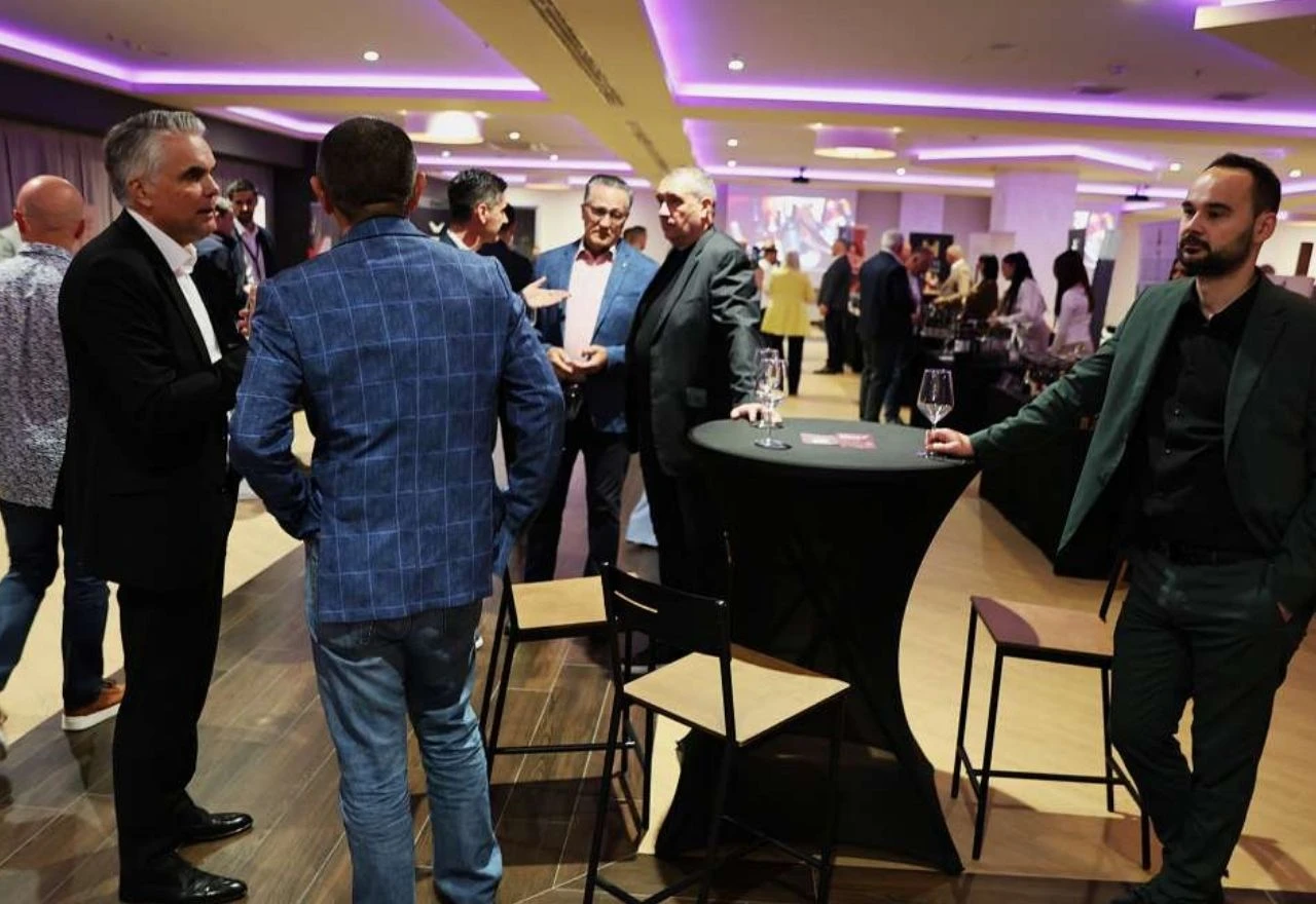 FOTO | Herzegowine Festival ponovno pretvorio Mostar u eno-gastro središte regije