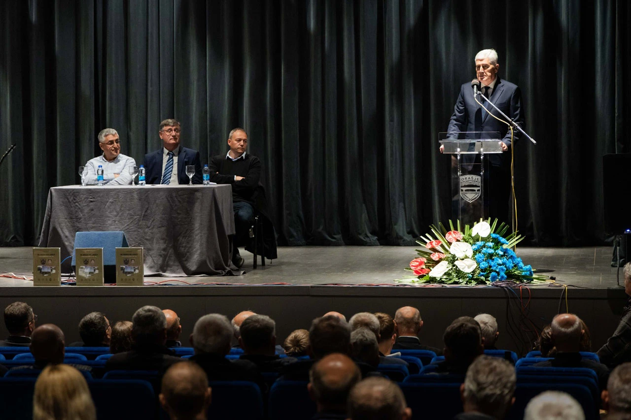 Herojstvo 106. brigade trajno zapisano u monografiji