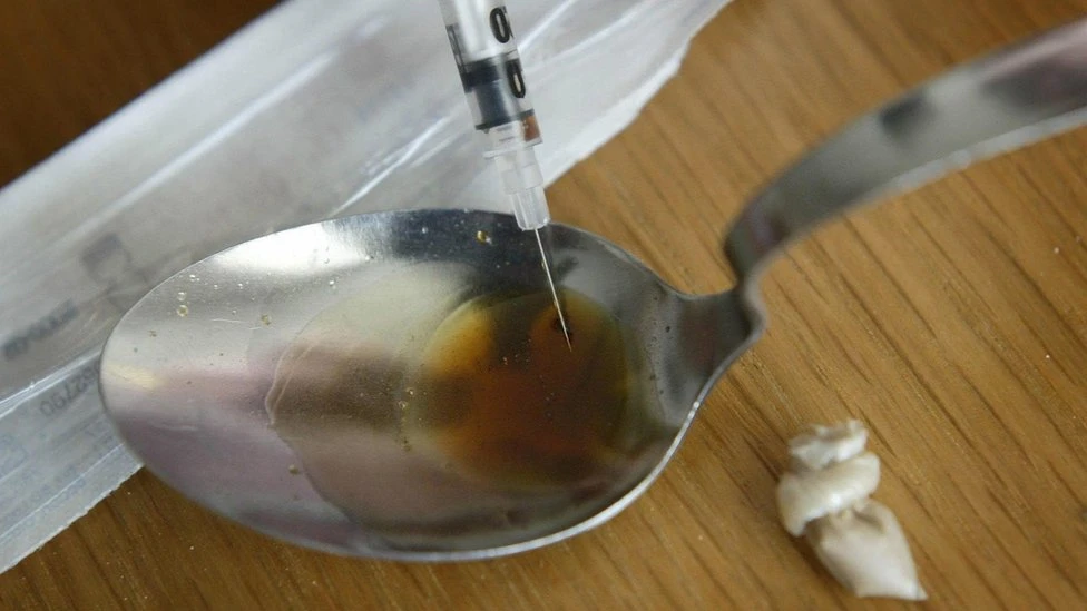 47-godišnjem Mostarcu u prestresu stana pronađen heroin i vage