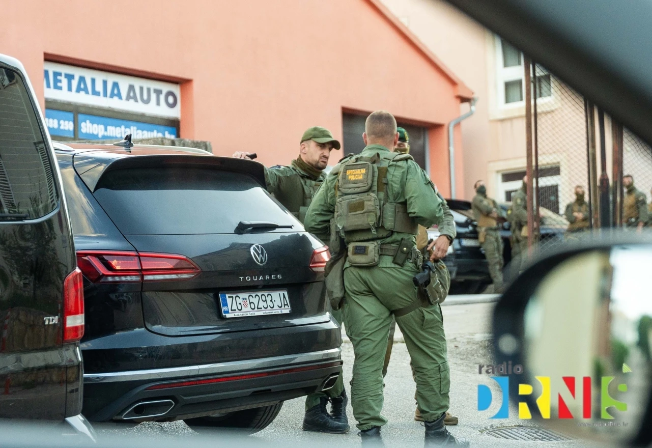 Specijalci doveli Aleksića na saslušanje