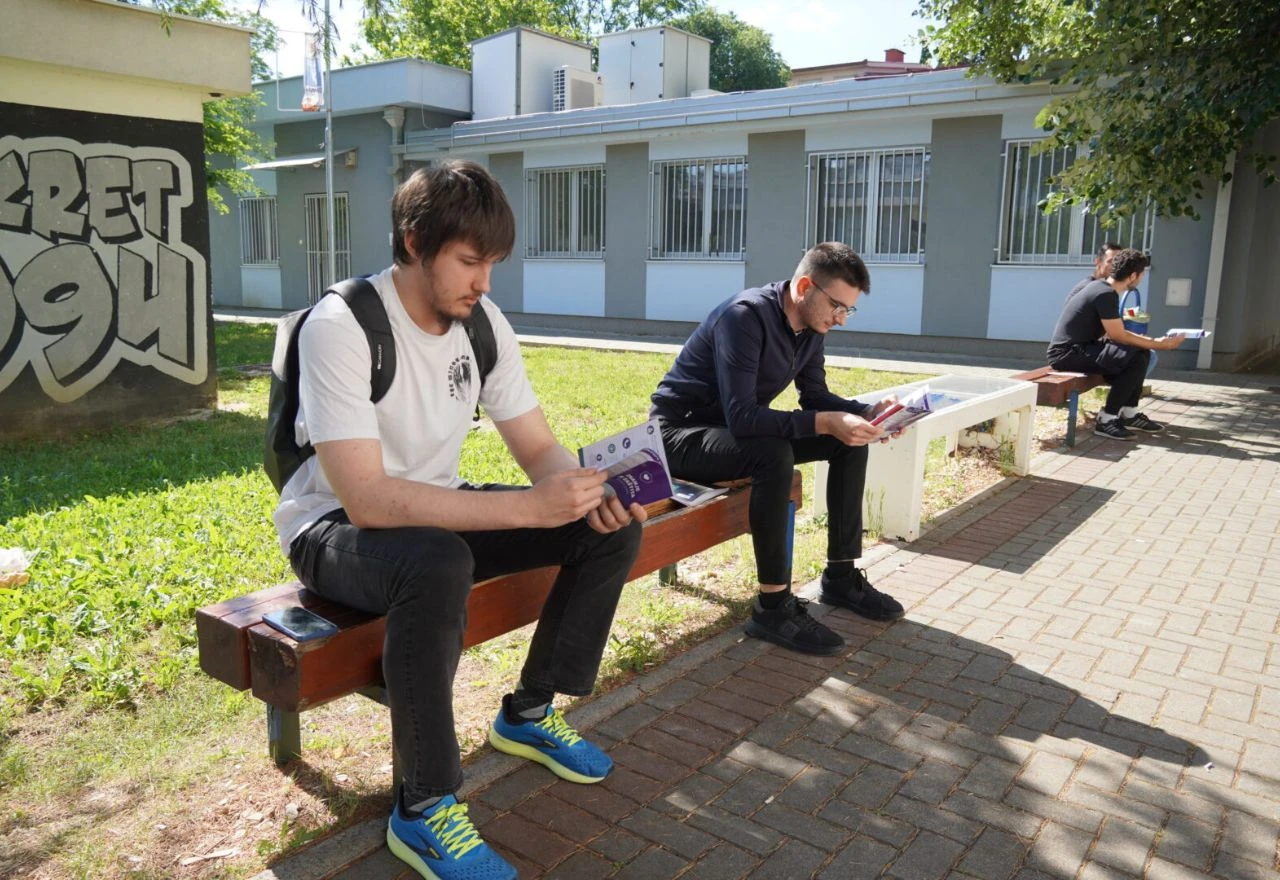 FOTO | U Mostaru organizirano besplatno testiranje na HIV: Mladi pokazali velik interes