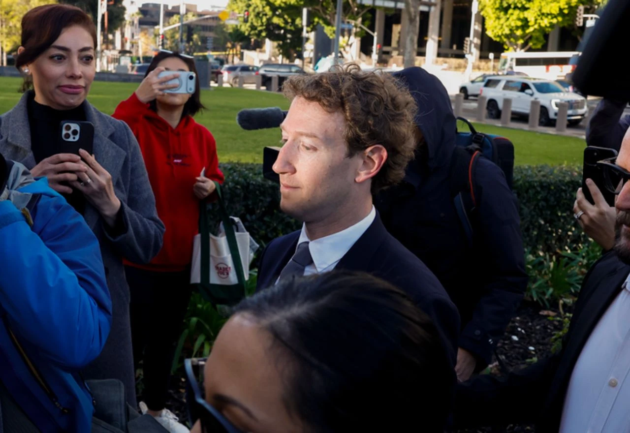 Zuckerberg otpustio 10% radne snage Mete