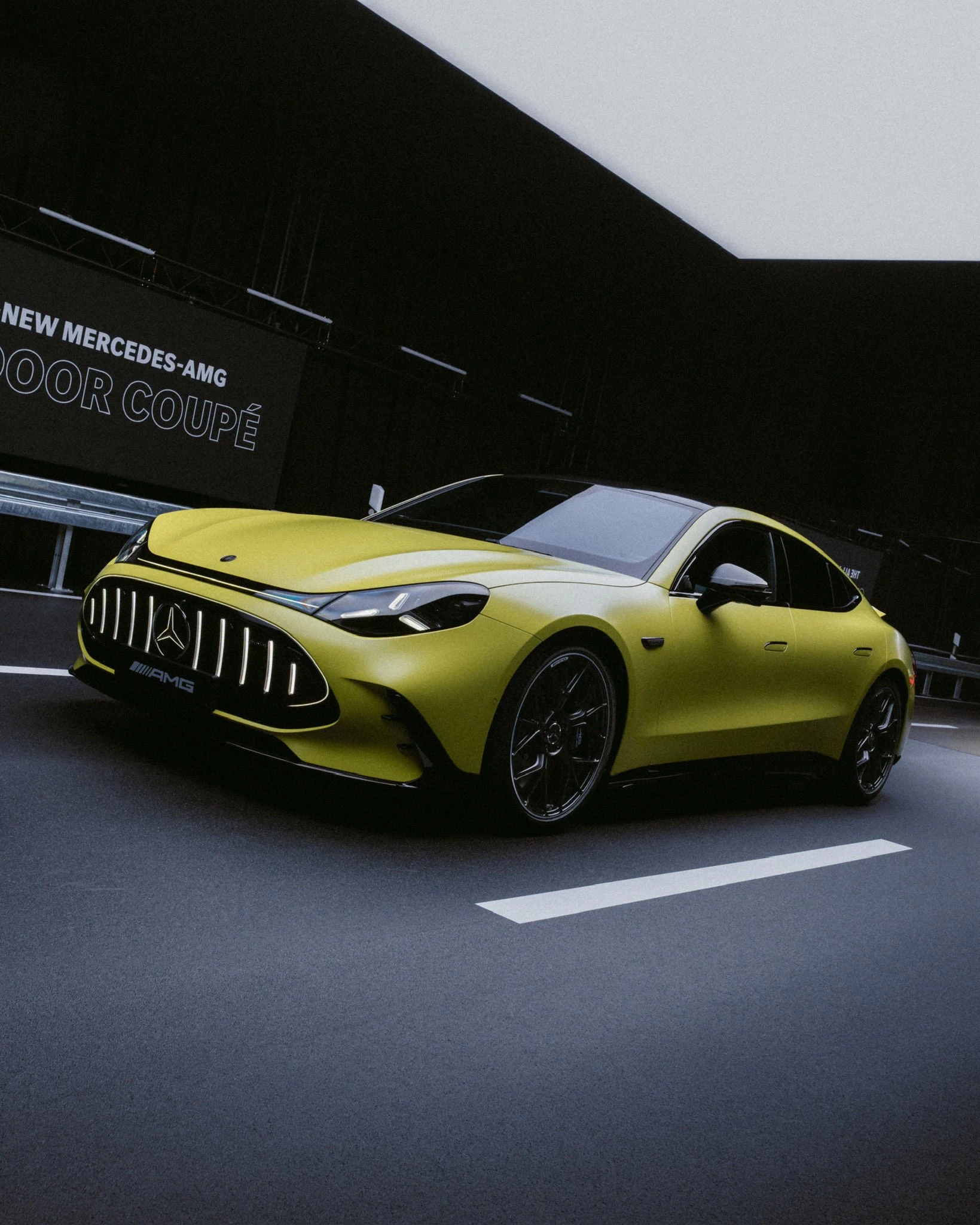 Novi Mercedes-AMG GT puni se za 11 minuta i razvija preko 1.100 KS