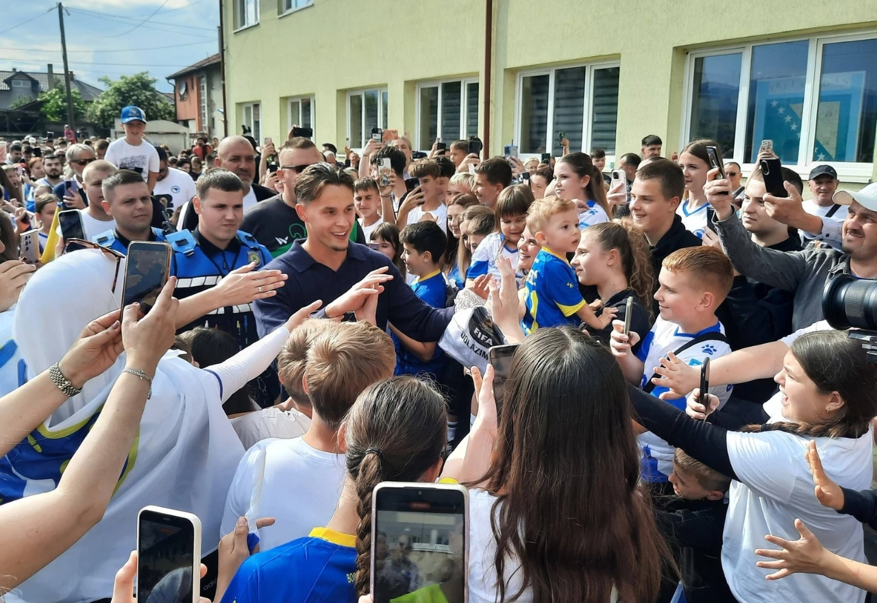 Dedić otkrio što je Mourinho poručio Zmajevima prije Italije