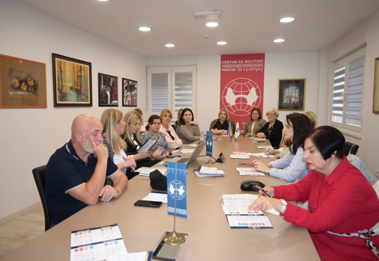 FOTO | U Mostaru predstavljen alat za borbu protiv nasilja