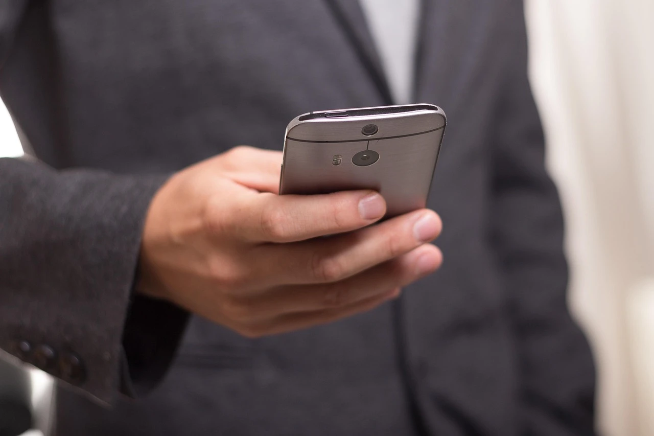 Ostao bez 16.000 eura nakon lažne SMS poruke banke