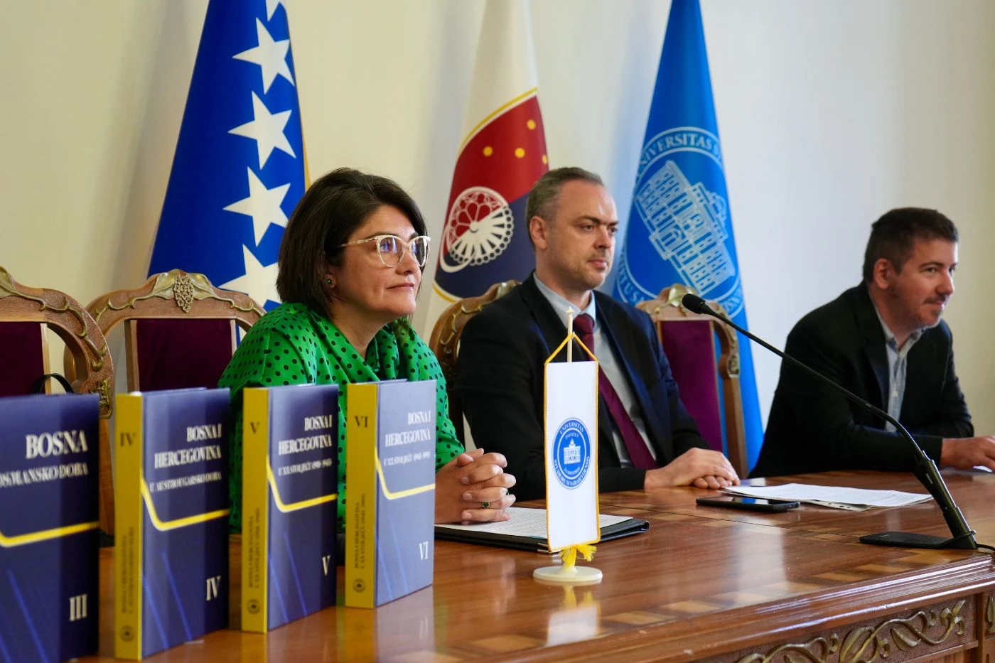 Jedna zemlja, jedna knjiga za sve nas: Predstavljeno kapitalno djelo o povijesti Bosne i Hercegovine