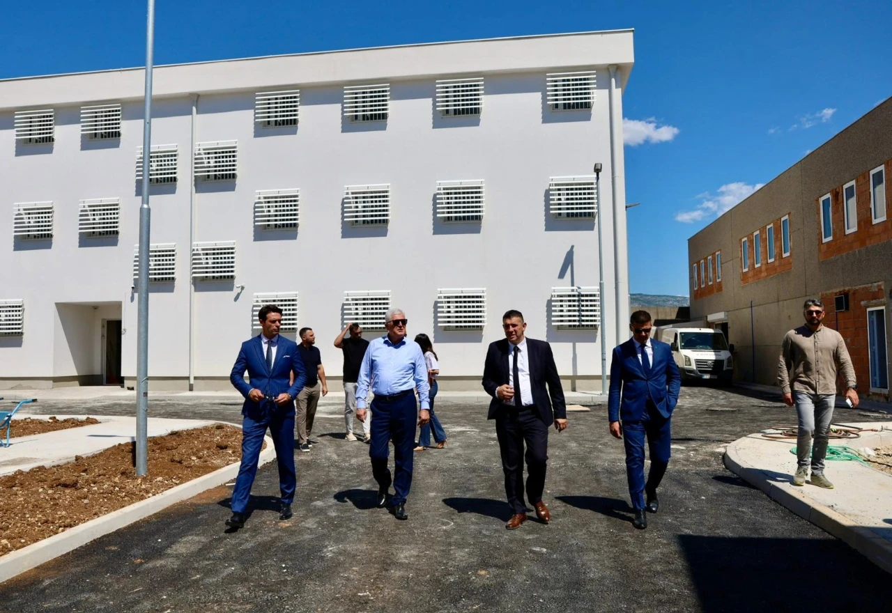 Čović i izaslanstvo HNS-a obišli novu zgradu zatvora u Mostaru