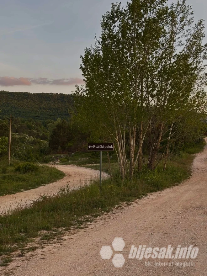 Početak staze prema Ružićkom potoku