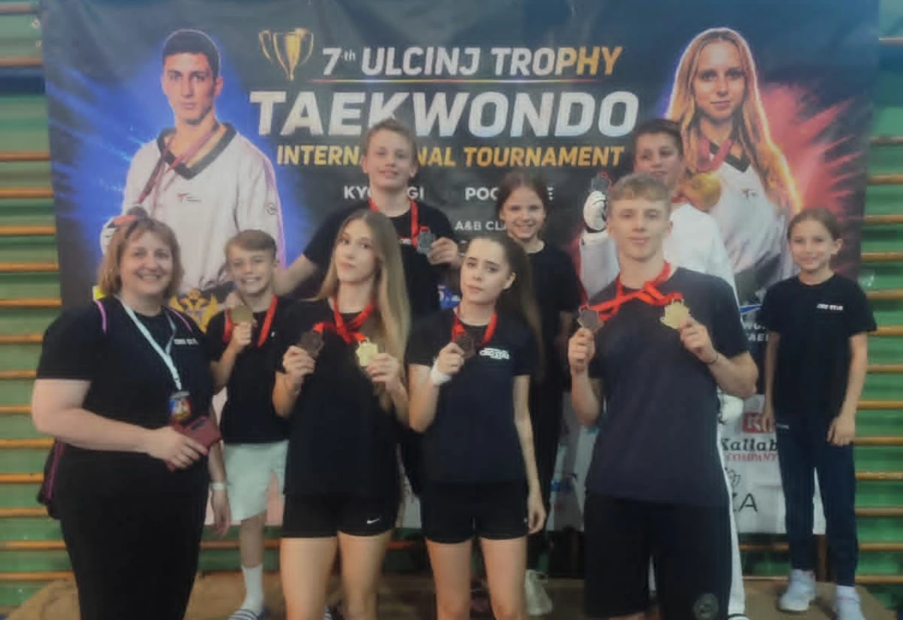 Cro Star Mostar briljirao u Ulcinju: Osam medalja i titula najboljeg seniora