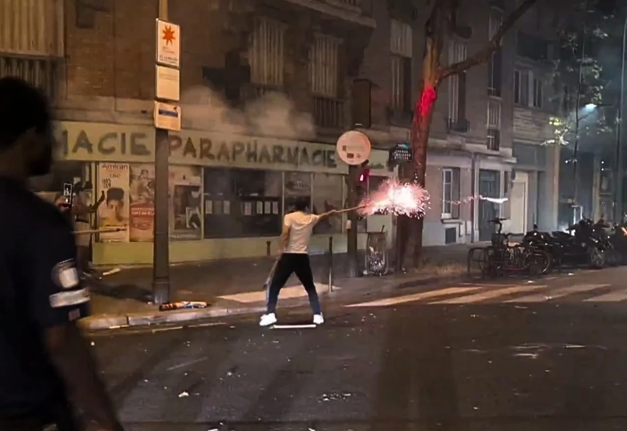 VIDEO | Više od 400 uhićenih u Parizu nakon nereda zbog pobjede PSG-a