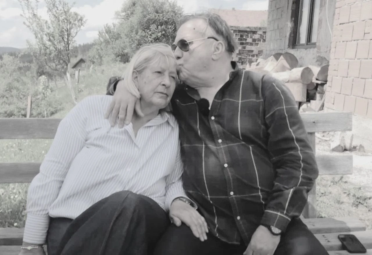 Sedam mjeseci nakon Halida preminula njegova supruga Sejda Bešlić