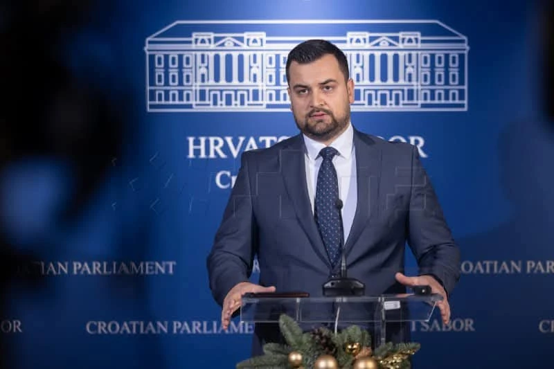 Hodžić: Želi li DP da Bošnjaci u Hrvatskoj budu konstitutivni ili da Hrvati u BiH budu nacionalna manjina
