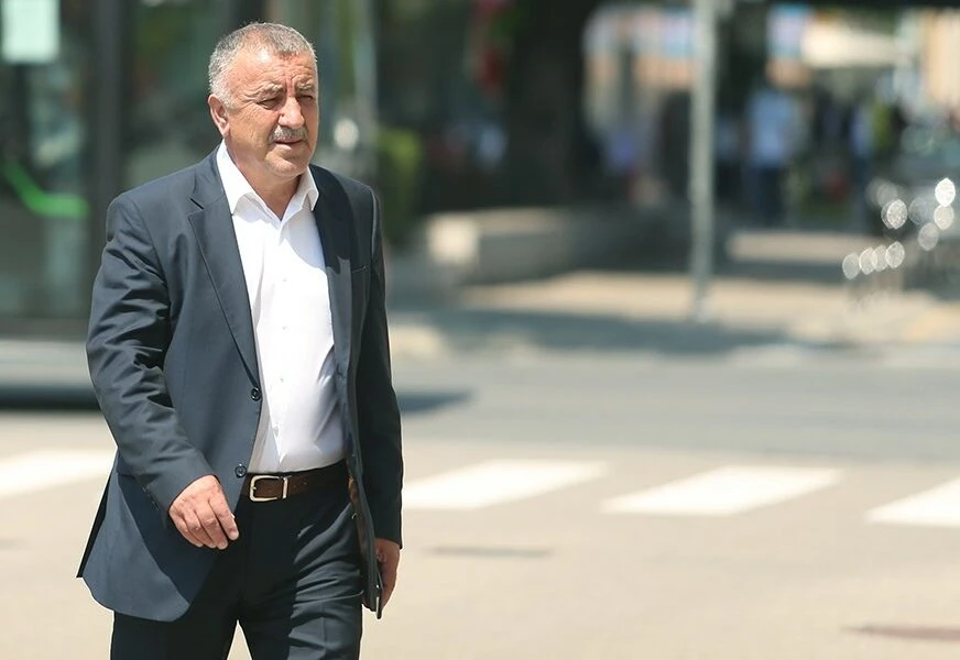 Načelniku općine zbog duga od 1,16 milijuna KM zaplijenili strojeve i opremu iz tvrtke