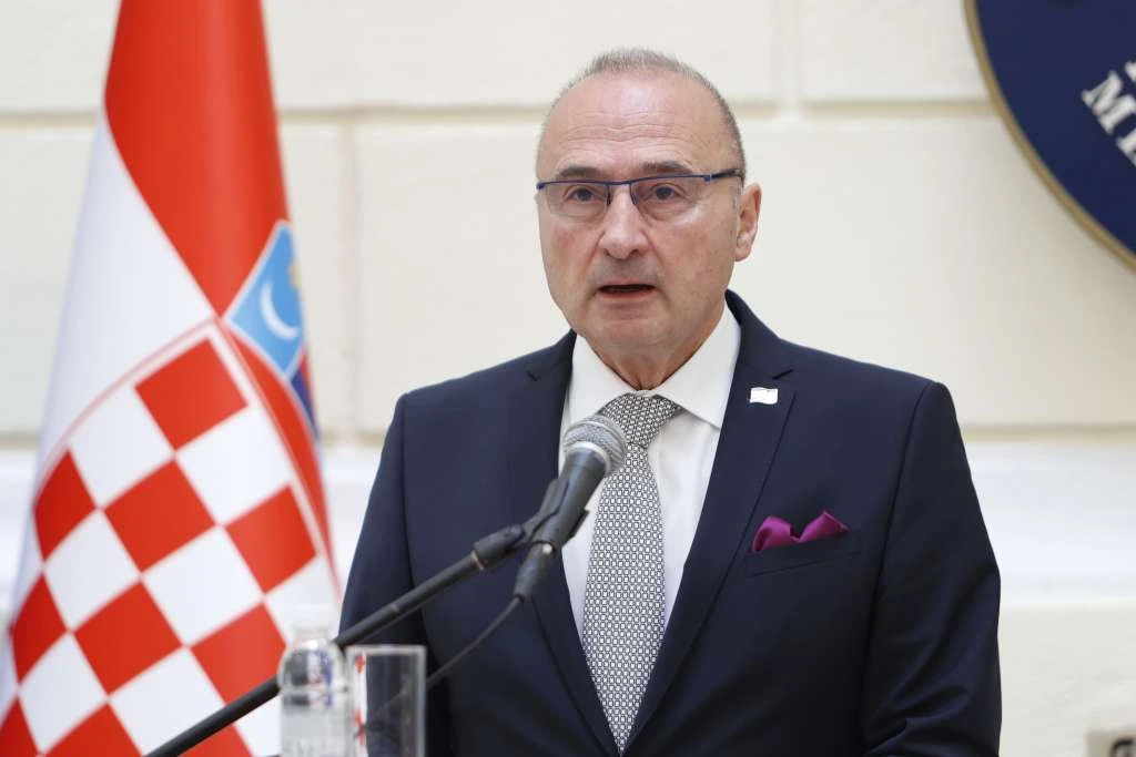 Grlić Radman sa Svetom Stolicom razgovarao o Hrvatima u BiH