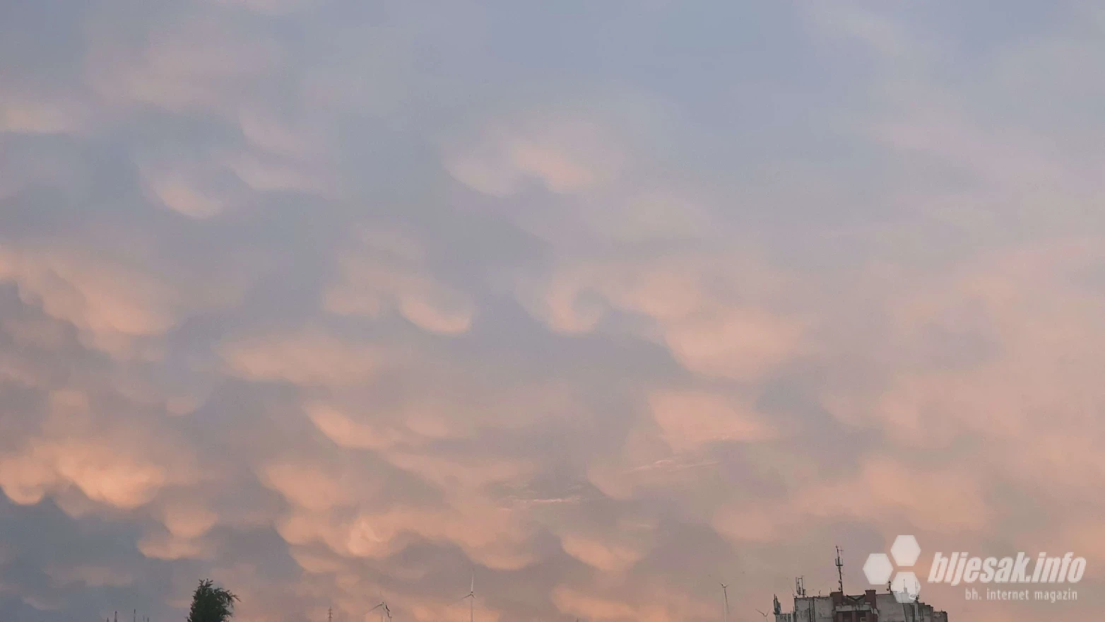 Mammatus oblaci iznad Mostara