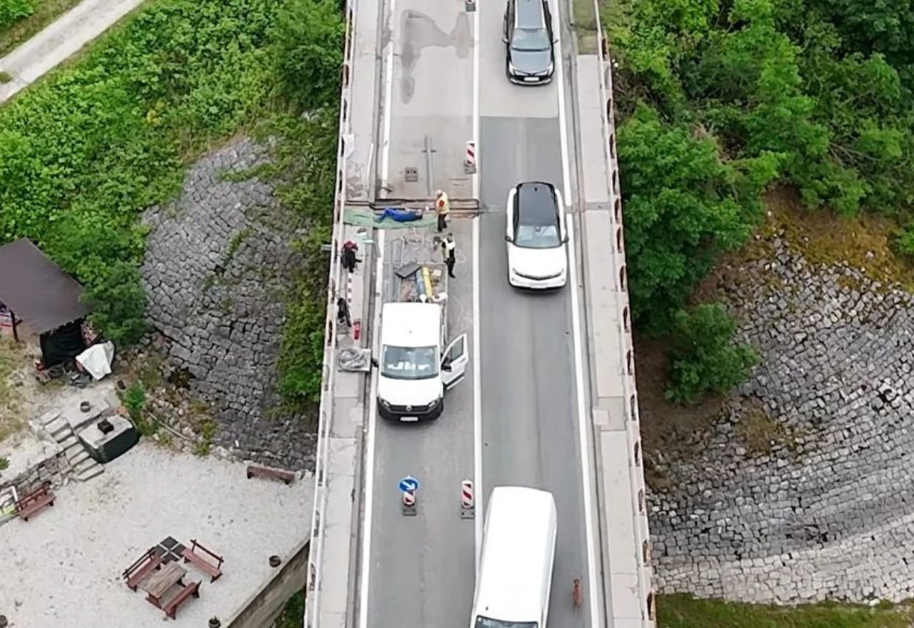 Radovi na Ribićkom mostu usporili promet prema Jablanici