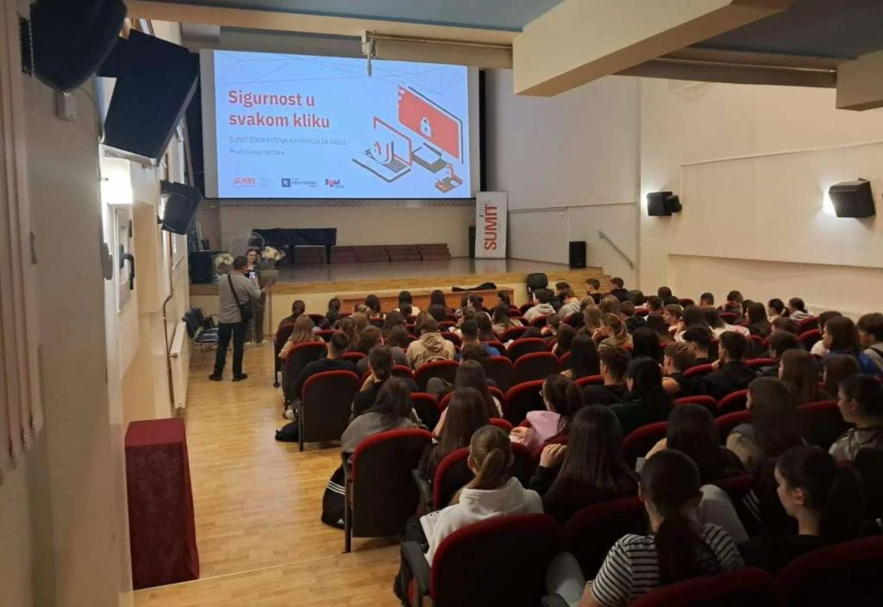Od cyberbullyinga do deepfakea: Tisuće učenika u ŽZH učili kako se zaštititi na internetu