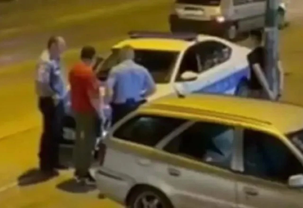 Muškarac sina vezao za stup u Banja Luci