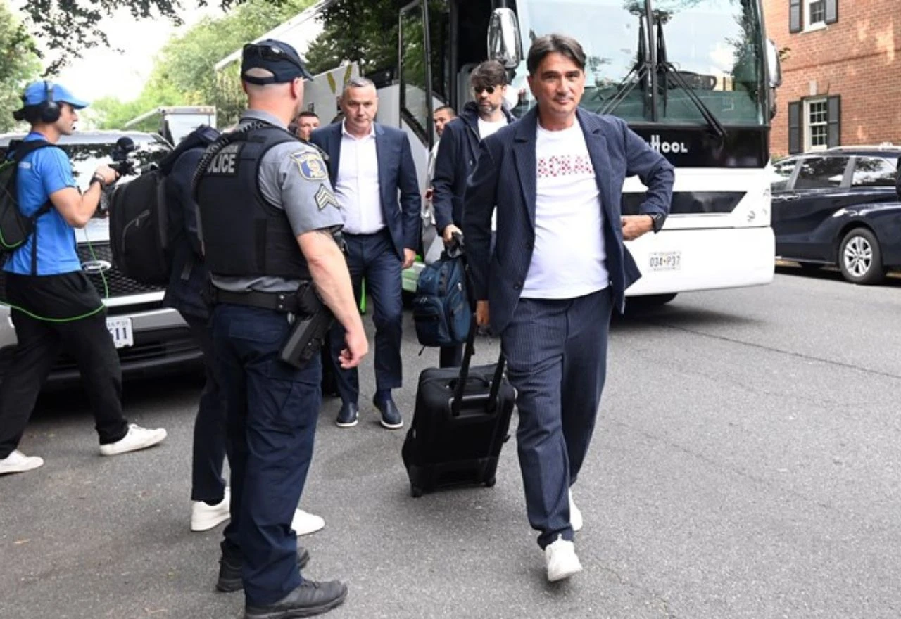 Pala prva "žrtva" u hotelu Vatrenih: Zbog otkrivanja povjerljivih podataka dobio otkaz