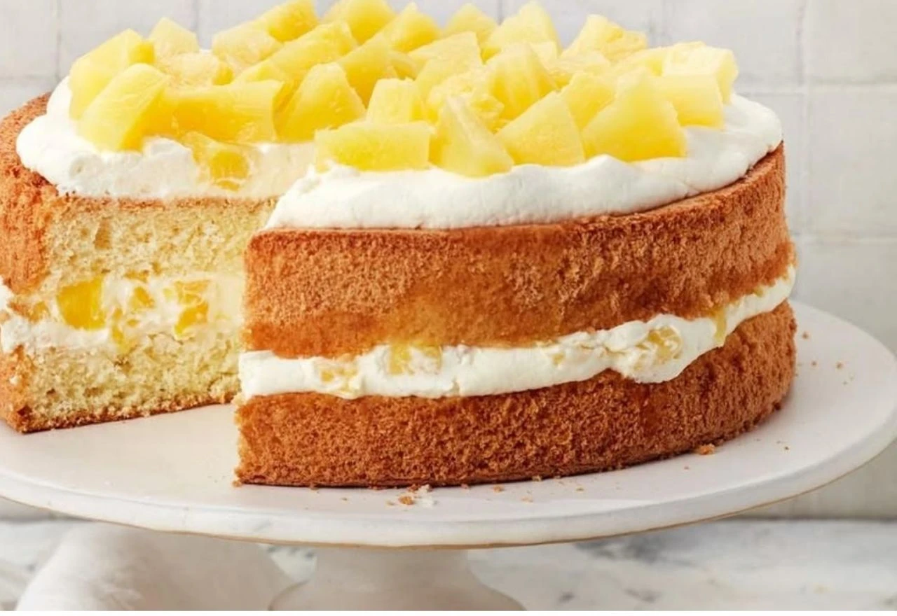 Ako volite lagane deserte, ovaj recept za tortu od ananasa i mascarponea morate isprobati