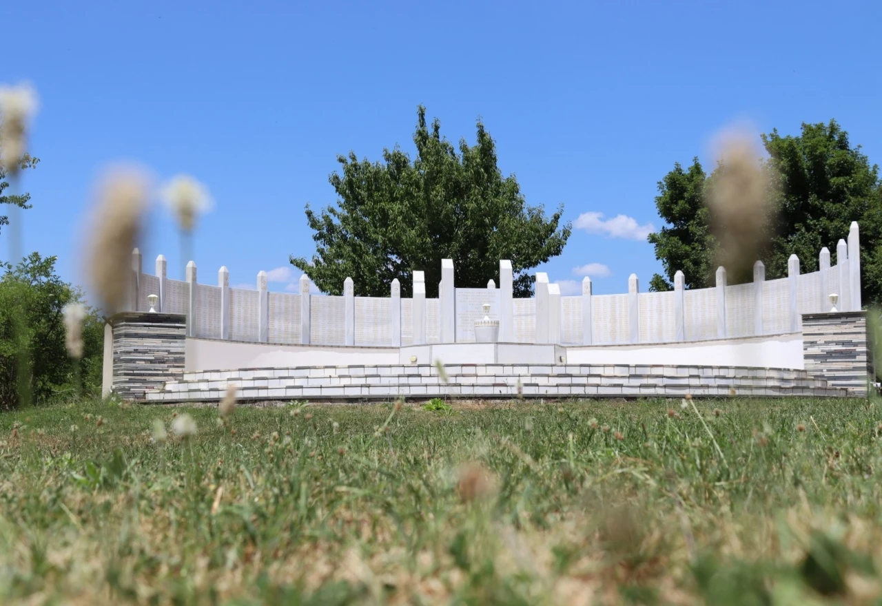 Memorijalni marš sjećanja kreće iz Mostara: "Očekujemo između 2.500 i 3.000 ljudi"