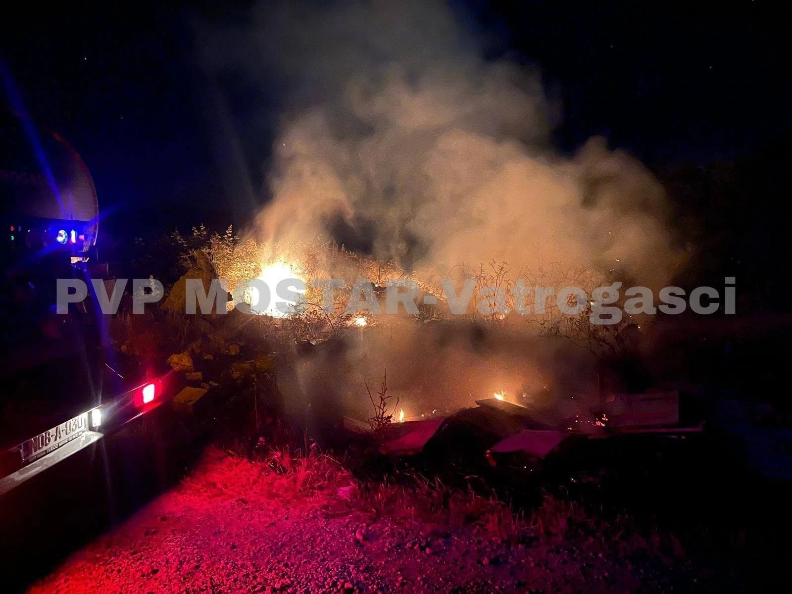 FOTO | Noćne intervencije vatrogasaca kod Mostara