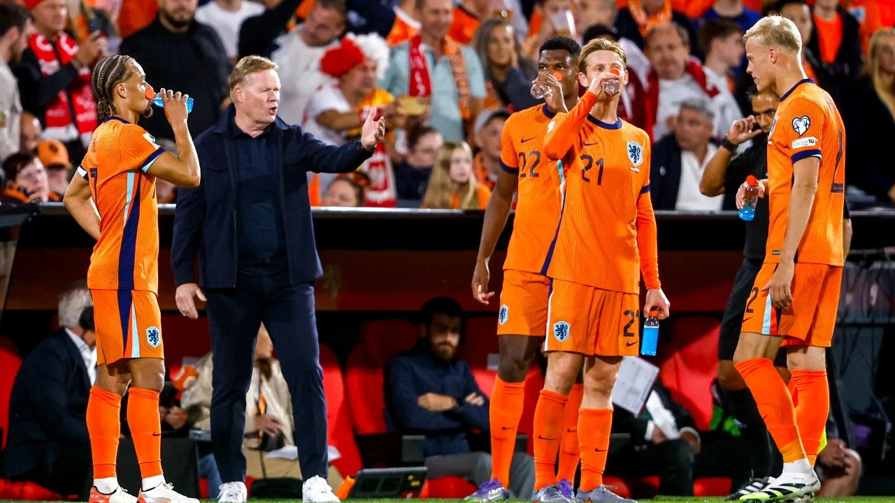 Nizozemska bez igrača iz domaćeg prvenstva, Koeman na udaru medija