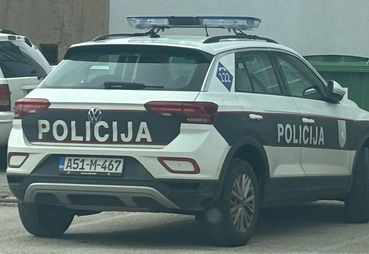 Jedna osoba ozlijeđena u prometnoj nesreći kod Širokog Brijega