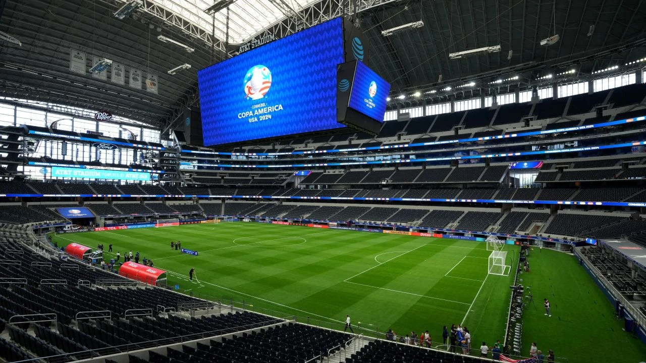 Problemi sa zastavama u Dallasu, za veće na stadionu trebate odobrenje