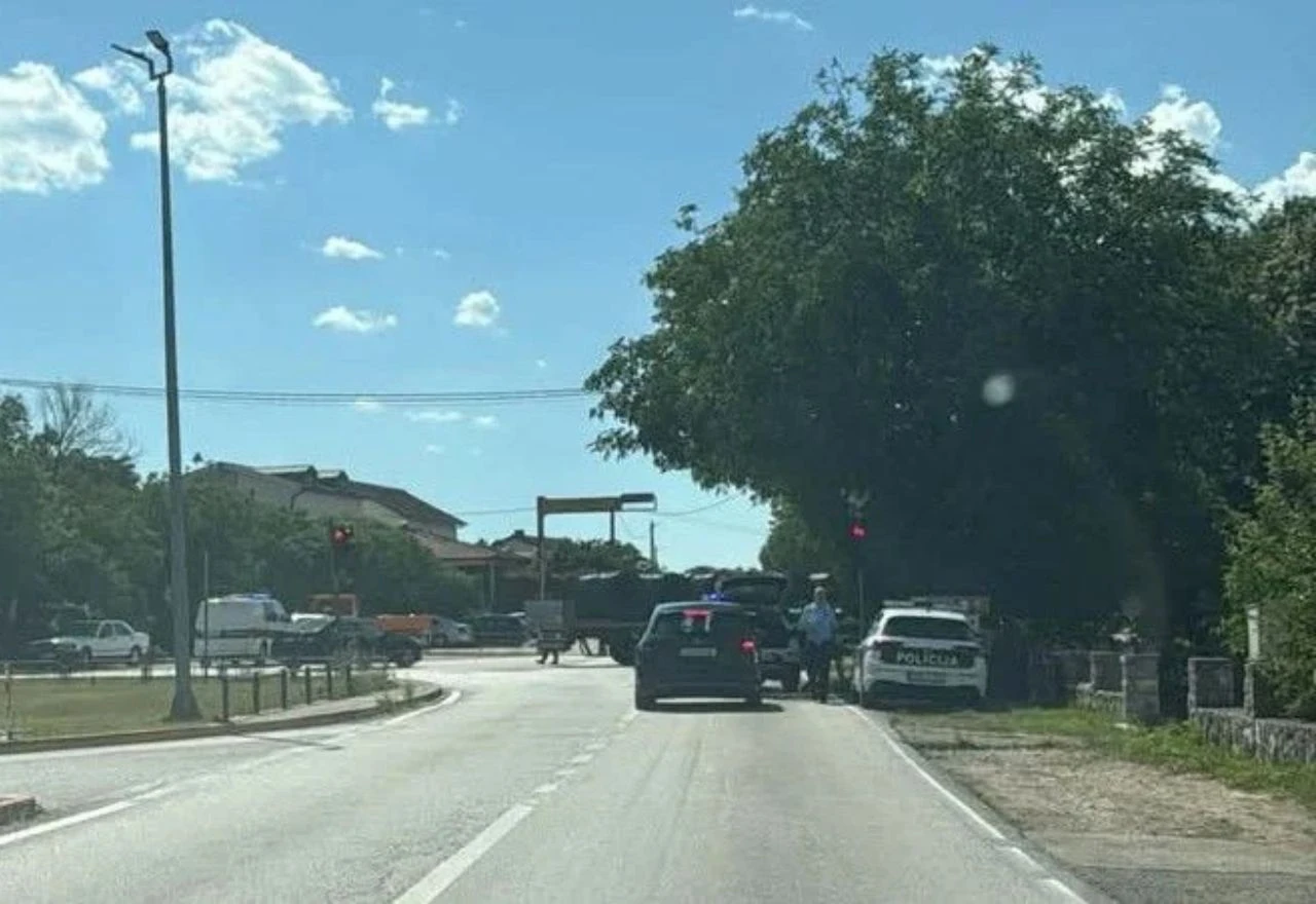 Jedna osoba ozlijeđena u prometnoj nesreći kod Ljubuškog