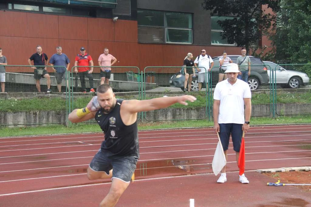 Mesud Pezer zlatni u Grčkoj: Jedini prebacio 20 metara