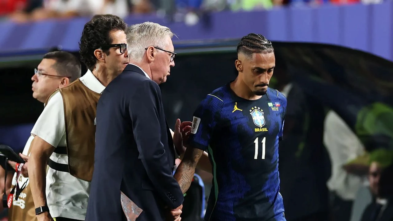 Ancelotti ostaje bez  Raphinhe?