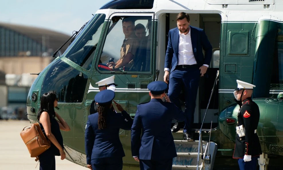 Sve oči uprte u Švicarsku: Počinju američko-iranski pregovori