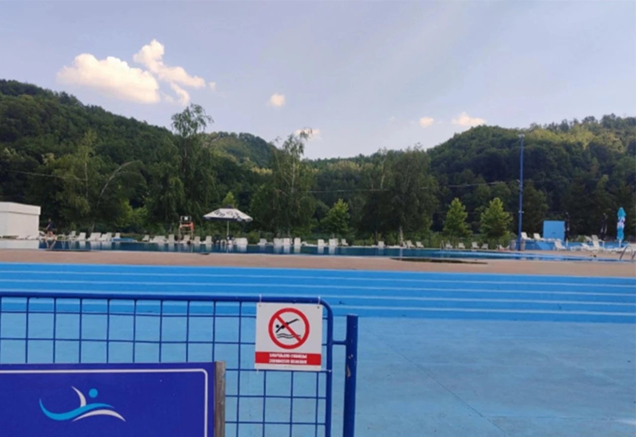 Devetnaestogodišnjak se utopio na bazenima