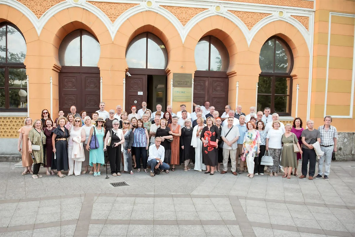 Povratak u mladost: 63 bivša učenika proslavila 50 godina mature