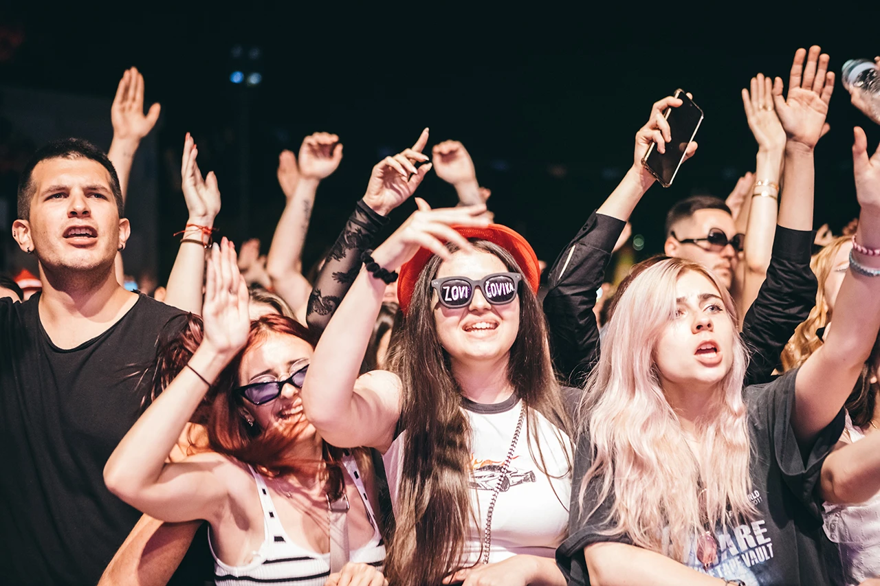 VIDEO | "Nemoj bona ti na koncert sama..." Dubioza kolektiv na svoj način najavila Mostar Summer Fest