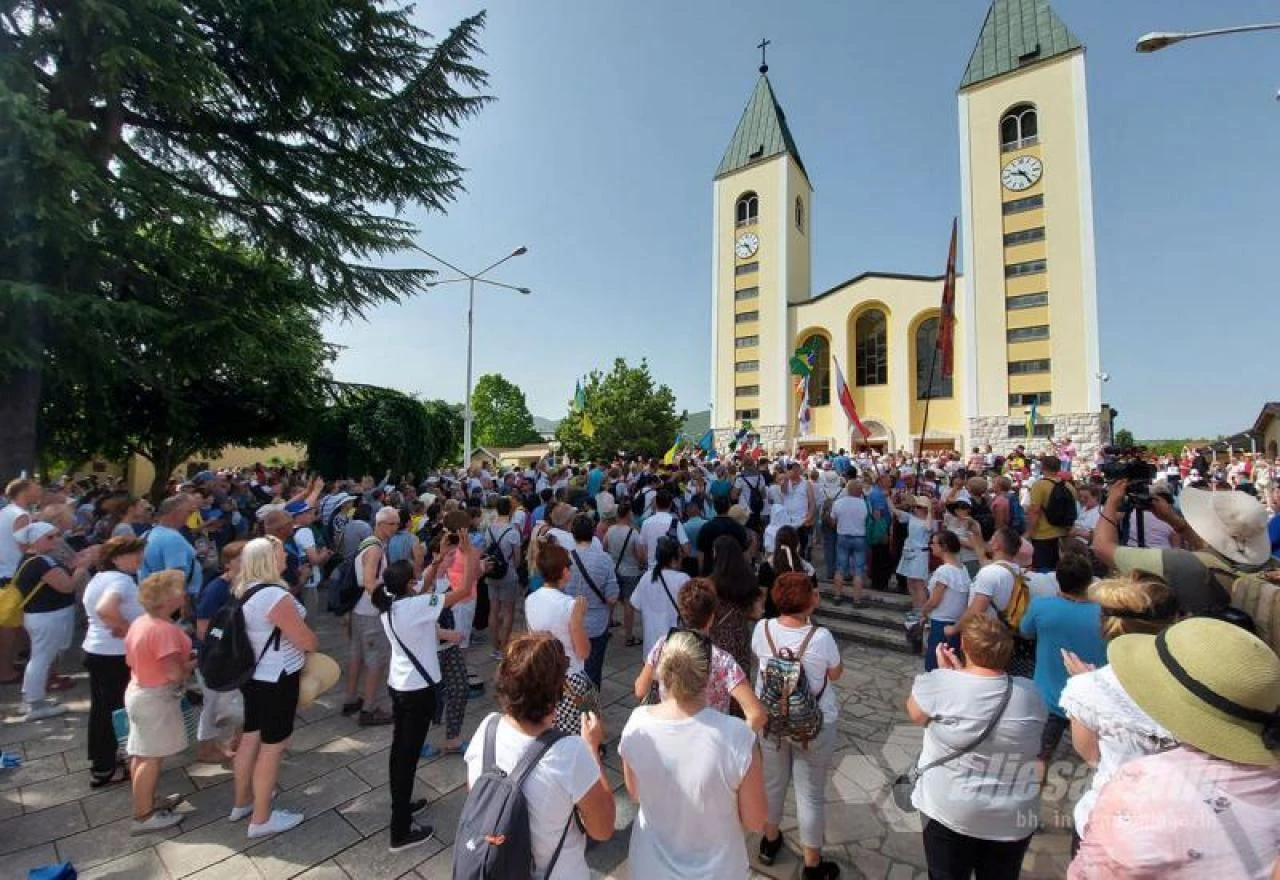 Rijeke vjernika stižu u Međugorje: Župa objavila pravila i preporuke