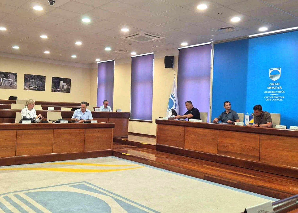 Mostar: Deponija će se gasiti zatrpavanjem pijeskom
