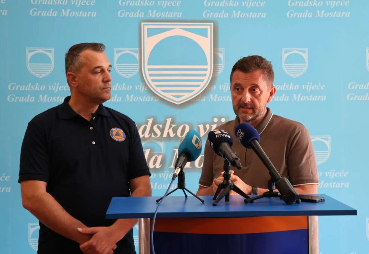 Mostar ostaje u izvanrednom stanju, na Uborku znatno manje dima
