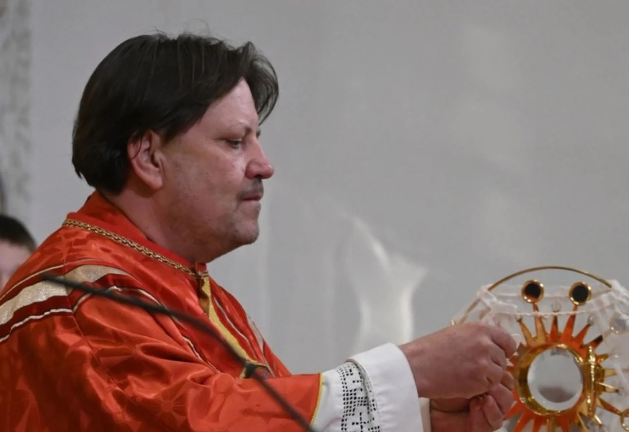 Svećenik preminuo od posljedica uboda ose