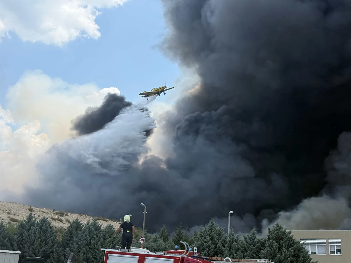 Air Tractor iznad Mostara: Pilot otkrio što se događa tijekom zračnih intervencija